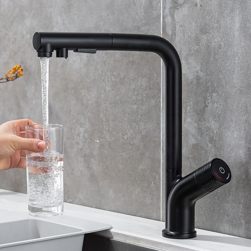 7-shaped high quality matte black pull-out sprayer kitchen faucet hot and cold water faucet (5) 7-shaped high quality matte black pull-out sprayer kitchen faucet hot and cold water faucet (5)